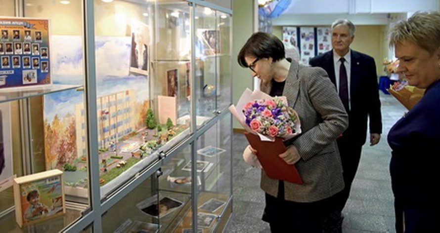 КТРВ НА ЮБИЛЕЕ ПОДШЕФНОЙ ГИМНАЗИИ