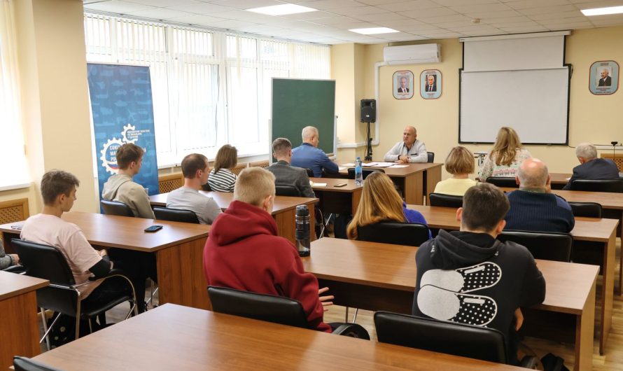 В ЮНАРМЕЙСКОМ НАУЧНО-ТЕХНИЧЕСКОМ ЦЕНТРЕ ИМ. В.Н. ЧЕЛОМЕЯ БУДЕТ ЗАНИМАТЬСЯ БОЛЕЕ 100 РЕУТОВСКИХ ШКОЛЬНИКОВ