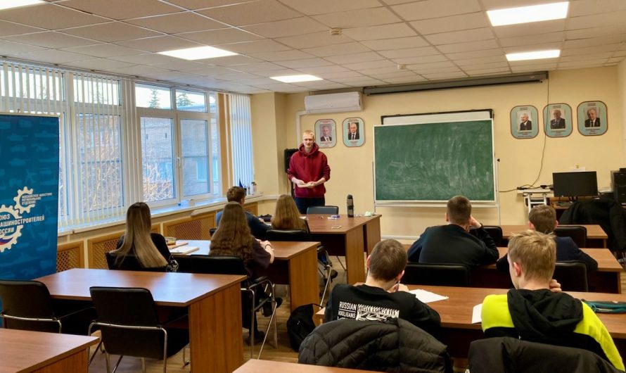 УГЛУБЛЯЯСЬ В АЛГЕБРУ