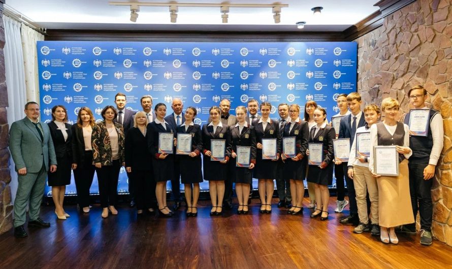 СОЮЗМАШ РОССИИ ПРИ ПОДДЕРЖКЕ РОСТЕХА ЗАПУСКАЕТ НОВЫЙ СЕЗОН ОДНОГО ИЗ КРУПНЕЙШИХ ИНЖЕНЕРНЫХ ПРОЕКТОВ ДЛЯ ШКОЛЬНИКОВ