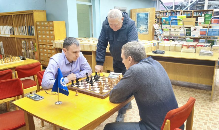 МАТ В ТРИ ХОДА