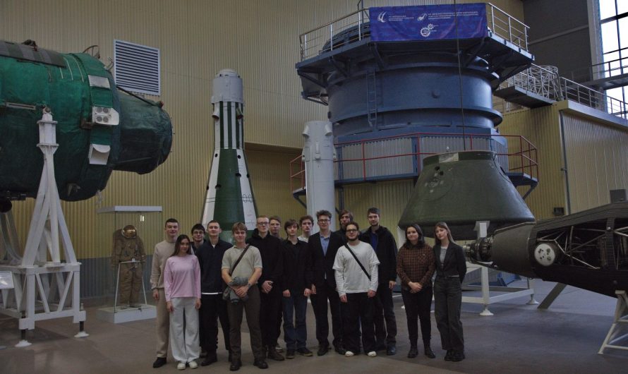 БУДУЩИЕ РАКЕТОСТРОИТЕЛИ