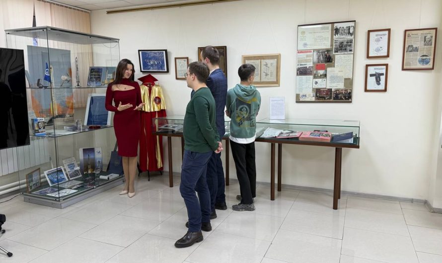 КАЖДАЯ ДЕТАЛЬ – ИСТОРИЯ ПОКОЛЕНИЯ