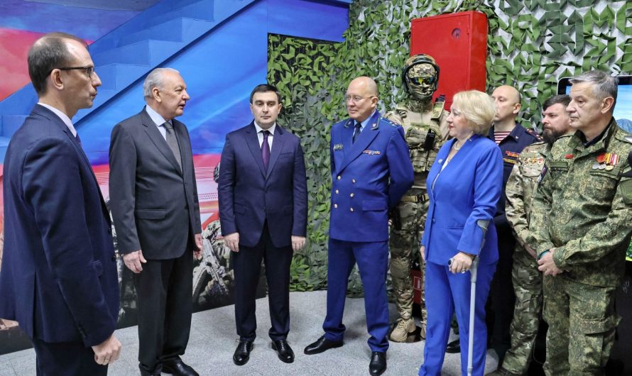 В РЕУТОВЕ ОТКРЫЛИ ЭКСПОЗИЦИЮ, ПОСВЯЩЕННУЮ СВО