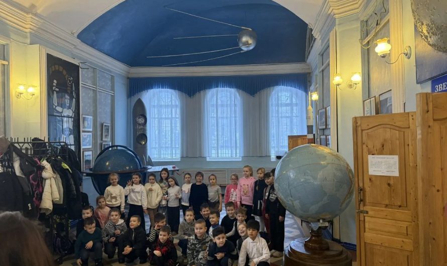 ОСВОЕНИЕ КОСМОСА И «УВЛЕКАТЕЛЬНАЯ АСТРОНОМИЯ»