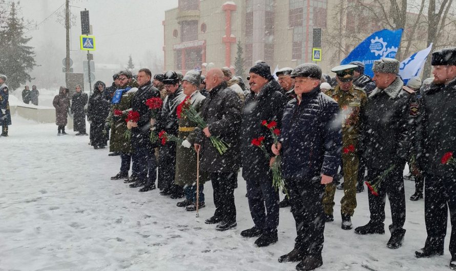 ПАМЯТЬ О ГЕРОЯХ БЕСЦЕННА