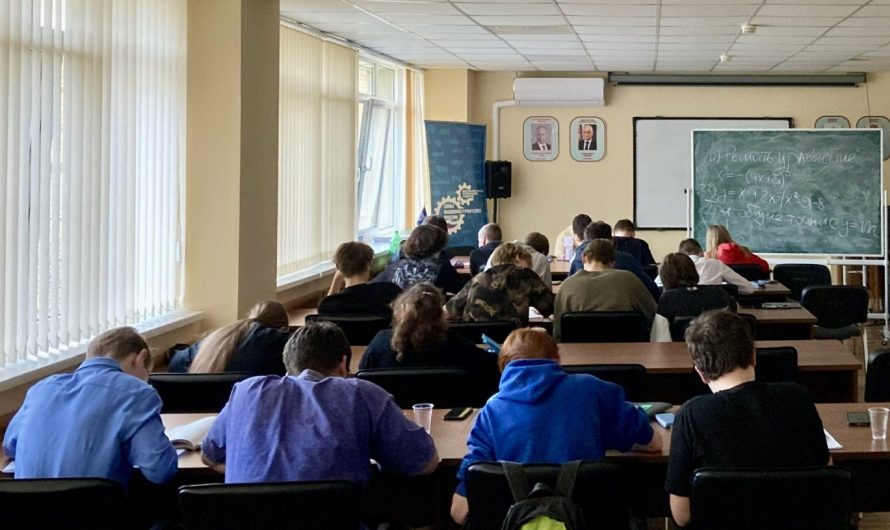 НА ФИНИШНОЙ ПРЯМОЙ