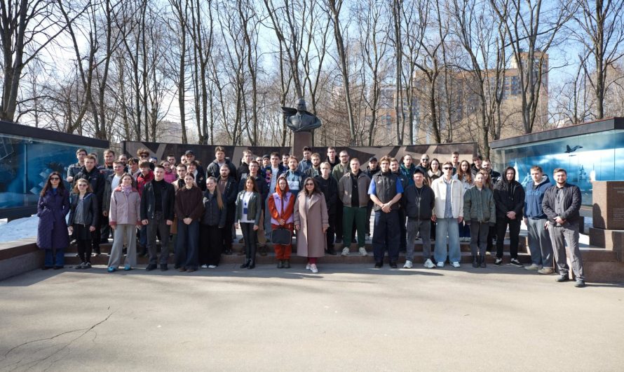 ПОСВЯЩЕНИЕ В «НПОМАШЕВЦЫ»