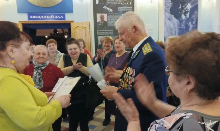 ВСПОМНИЛИ МОЛОДОСТЬ