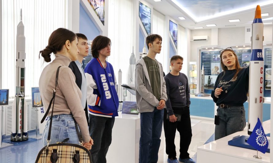 ПОДМОСКОВНЫХ ШКОЛЬНИКОВ ПООЩРИЛИ ЗА ВЫСОКИЕ РЕЗУЛЬТАТЫ